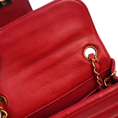 Chanel 1991-1994 Red Lambskin Horizontal Stitch Double Flap Shoulder Bag