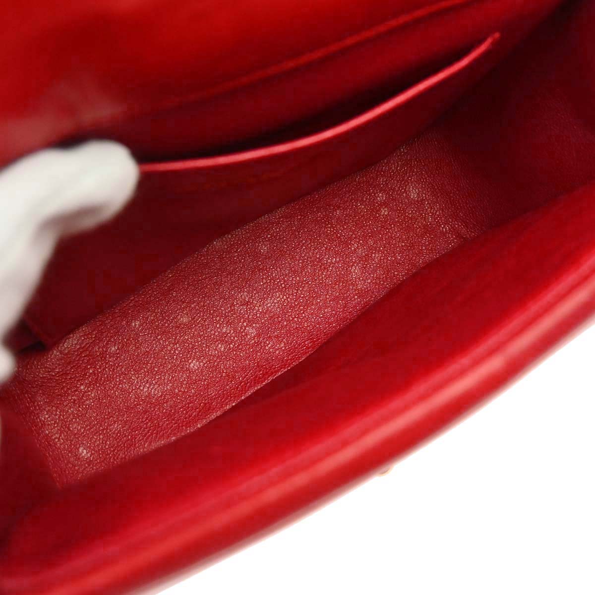 Chanel 1991-1994 Red Lambskin Horizontal Stitch Double Flap Shoulder Bag