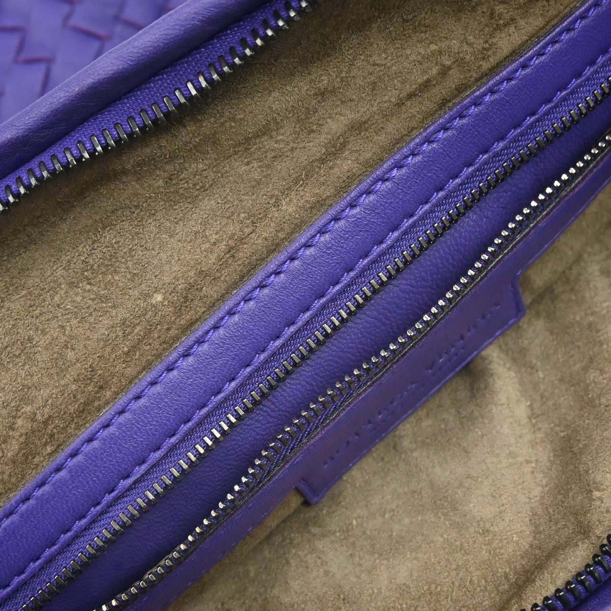 Bottega Veneta Purple Lambskin Intrecciato Hobo Handbag