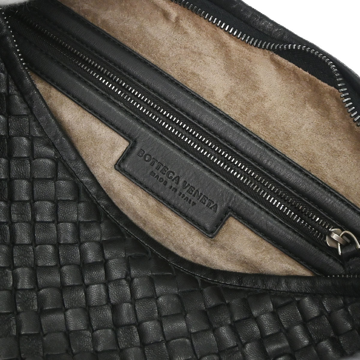 Bottega Veneta Black Lambskin Intrecciato Hobo Handbag