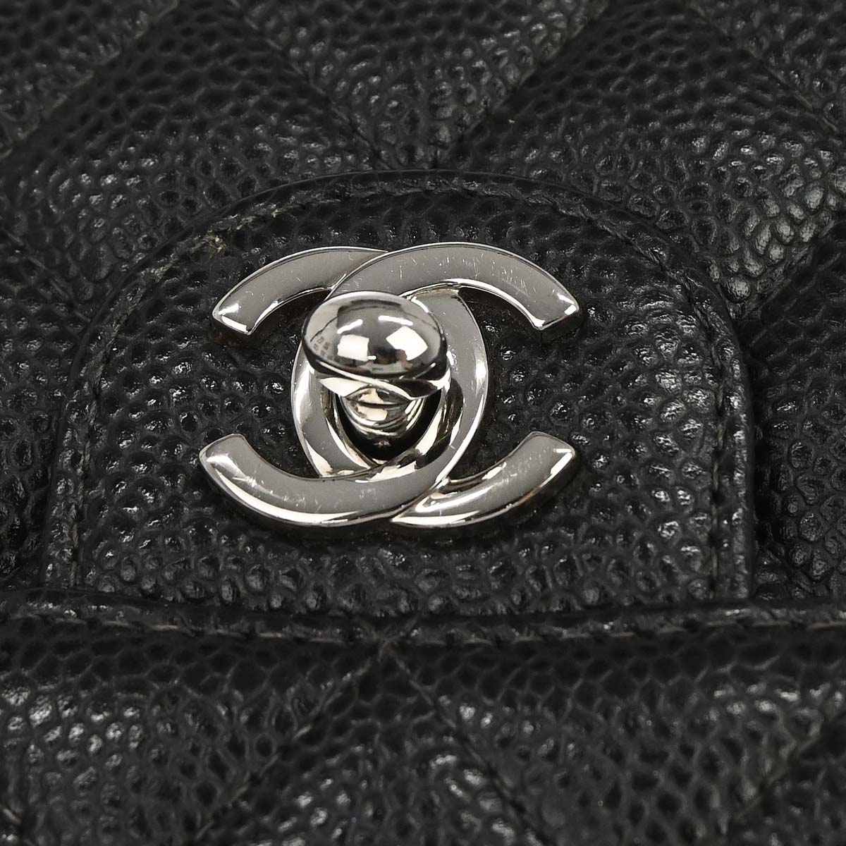 Chanel 2000-2002 Black Caviar Skin Mini Classic Square Flap Shoulder Bag 17