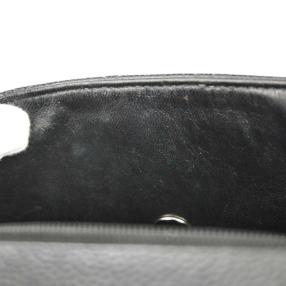 Chanel 2000-2002 Black Caviar Skin Mini Classic Square Flap Shoulder Bag 17