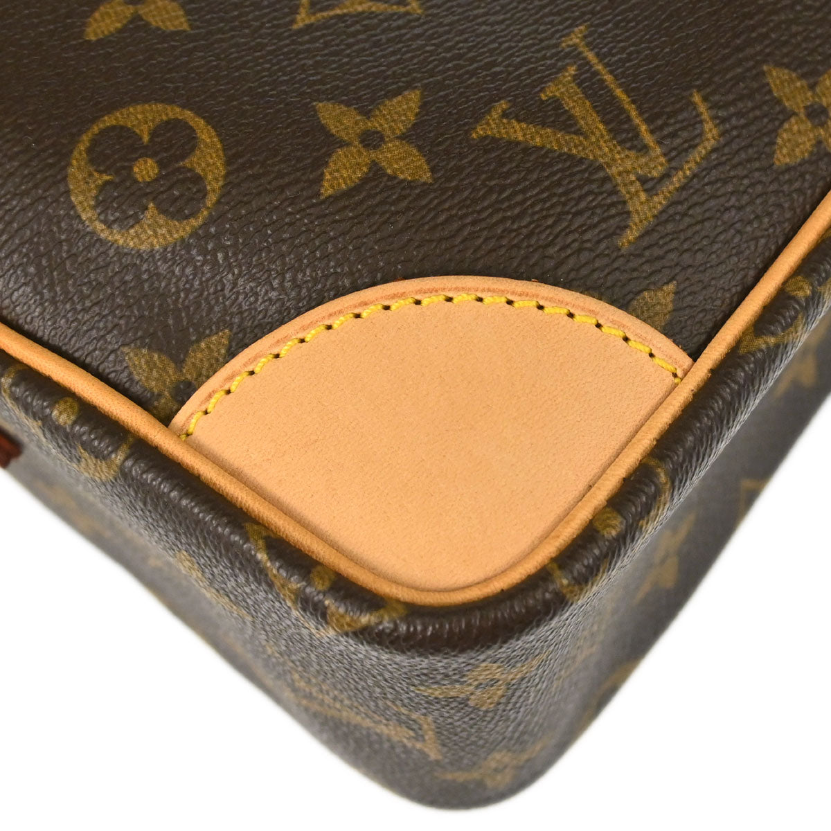 Louis Vuitton Monogram Trocadero 30 Crossbody Bag M51272