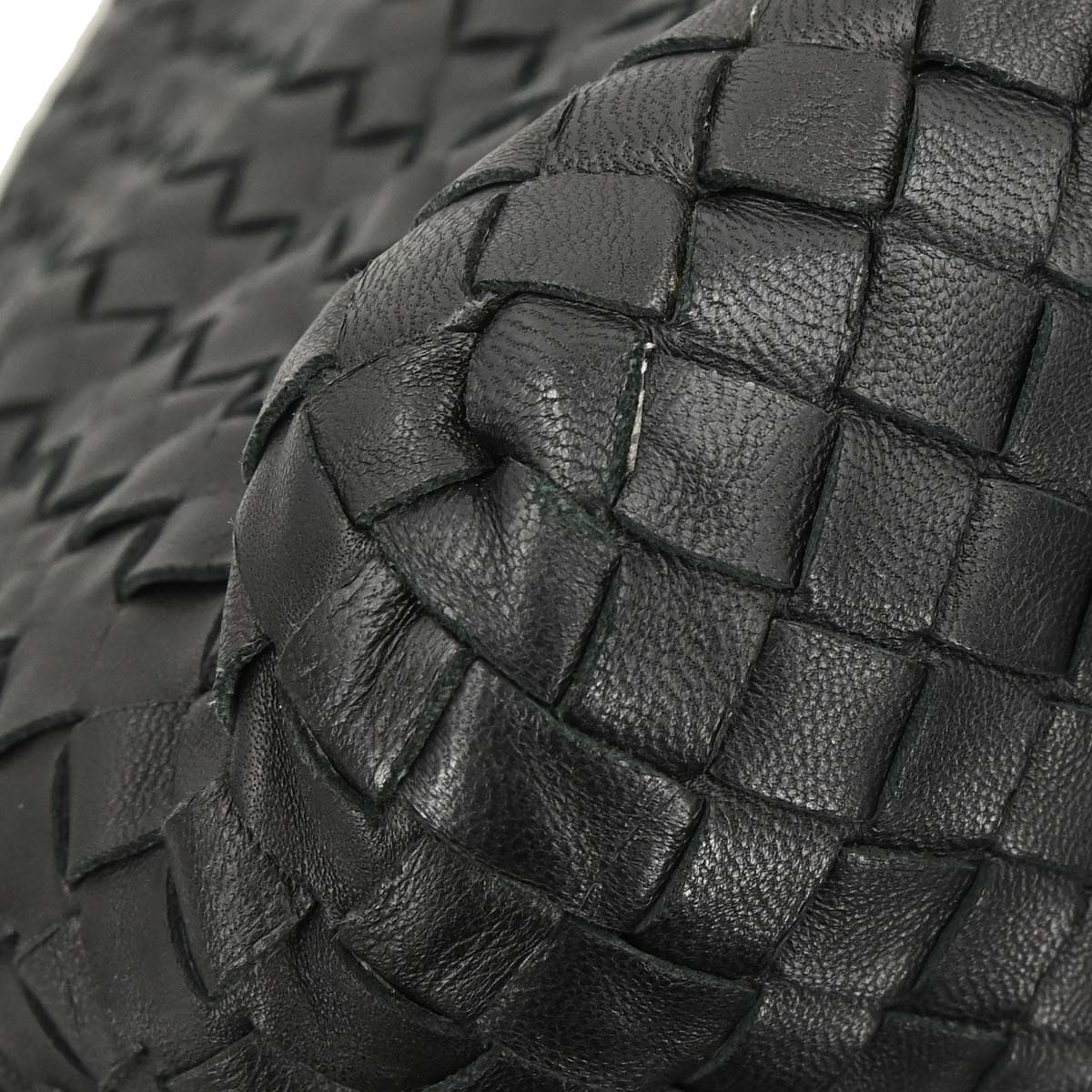 Bottega Veneta Black Lambskin Intrecciato Cesta Tote