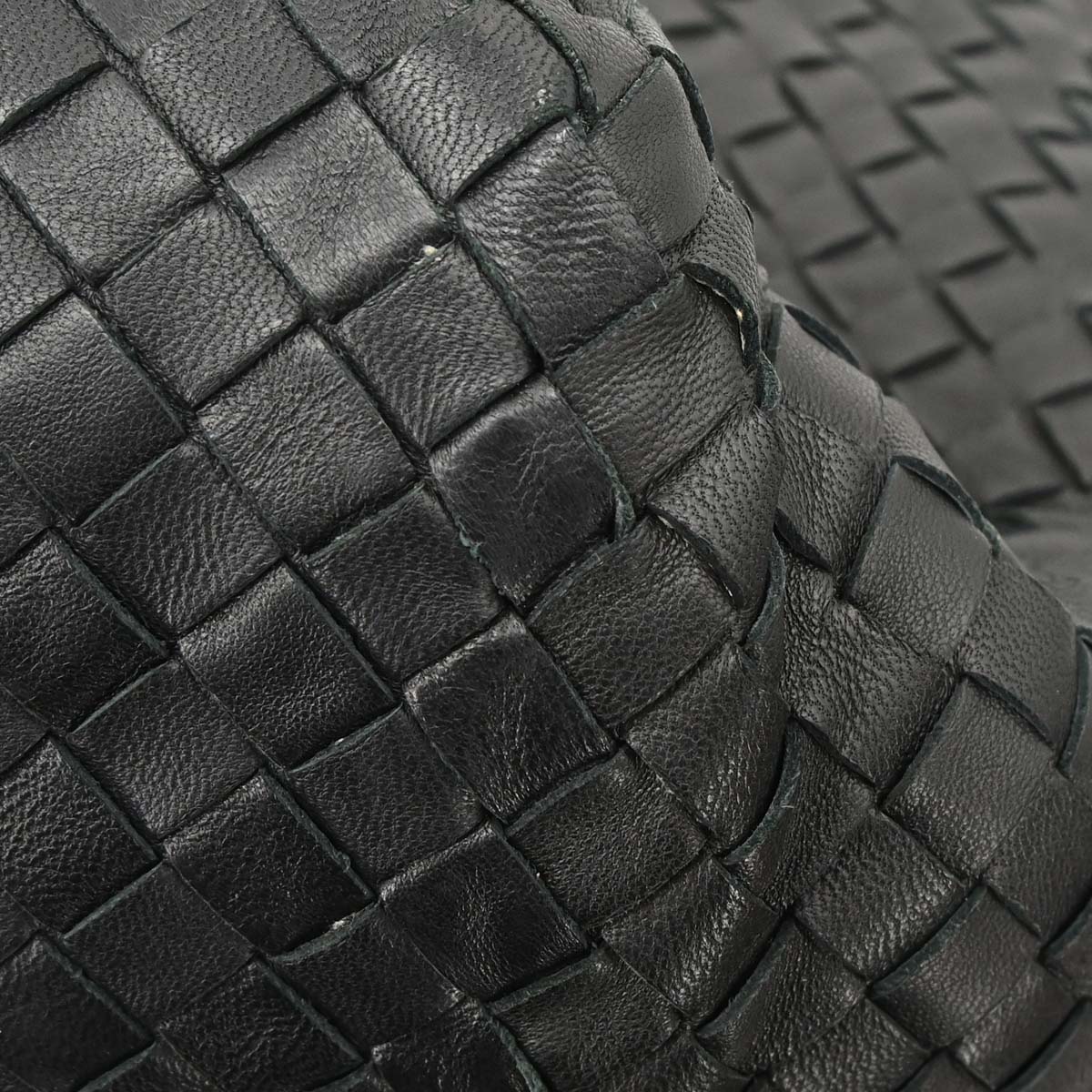 Bottega Veneta Black Lambskin Intrecciato Cesta Tote