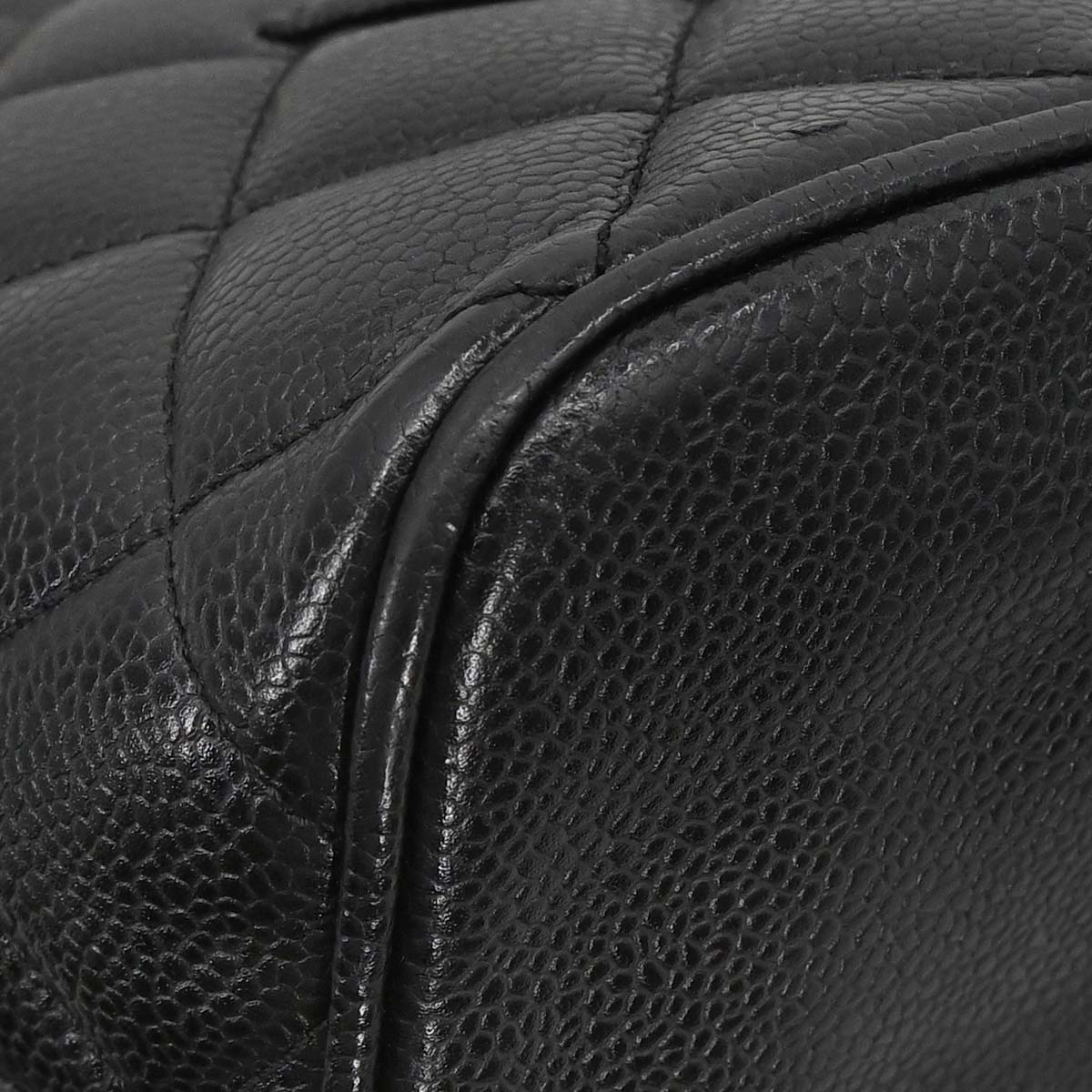 Chanel 2002-2003 Black Caviar Medallion Tote Handbag