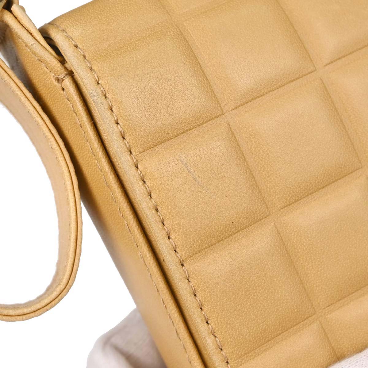 Chanel 2003-2004 Beige Lambskin Choco Bar Shoulder Bag