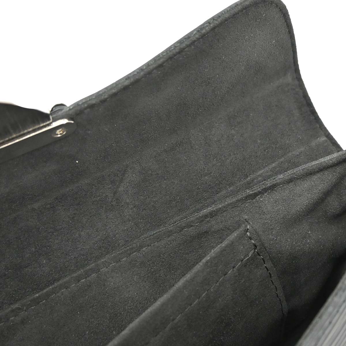 Louis Vuitton Black Epi Pochette Montaigne Handbag M59292