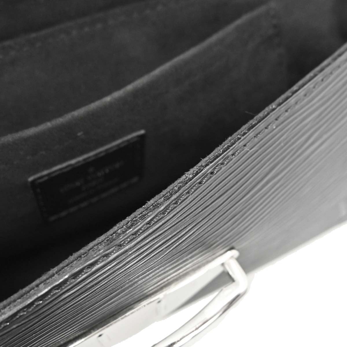 Louis Vuitton Black Epi Pochette Montaigne Handbag M59292