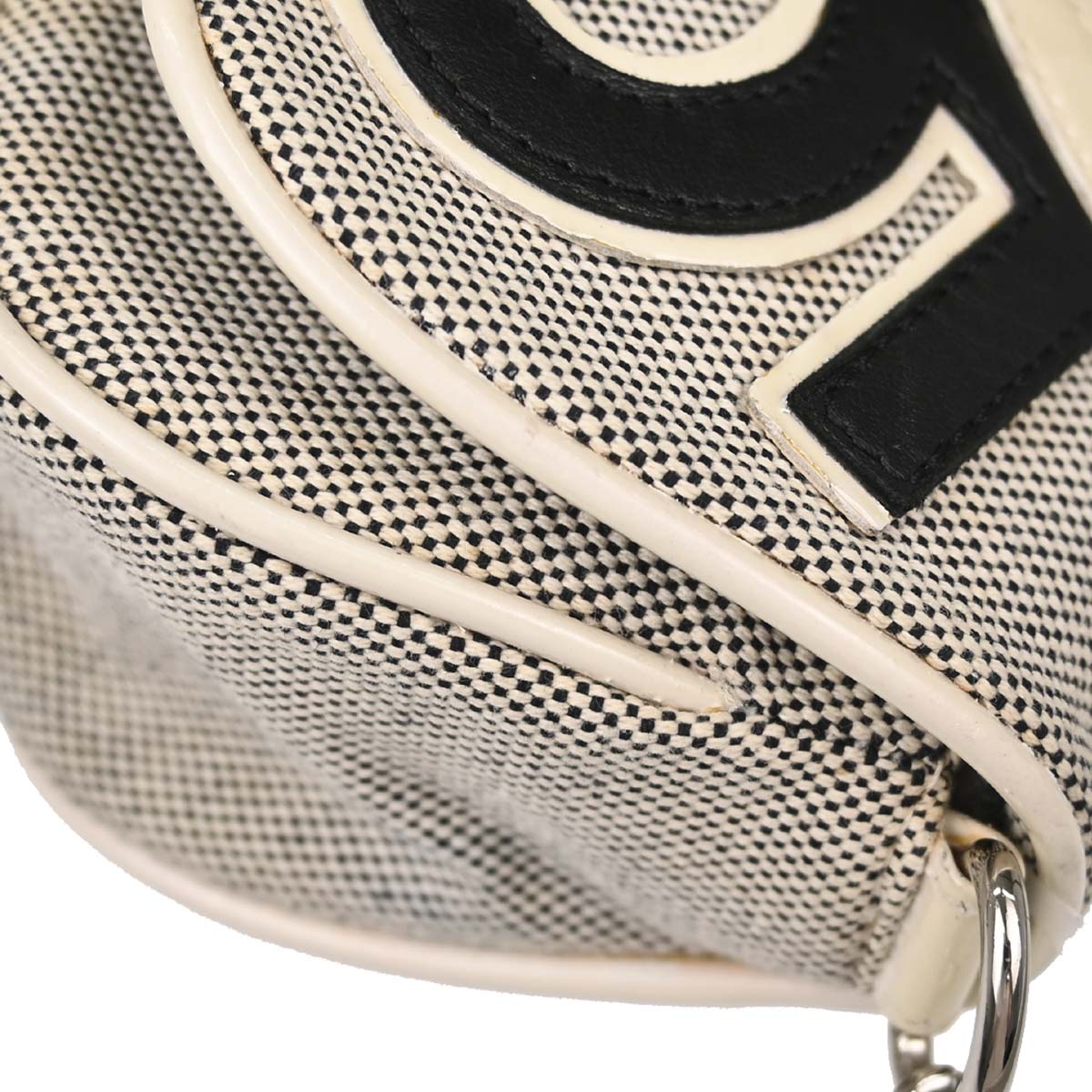 Chanel 2005-2006 Black White Canvas Camellia No.5 CC Handbag
