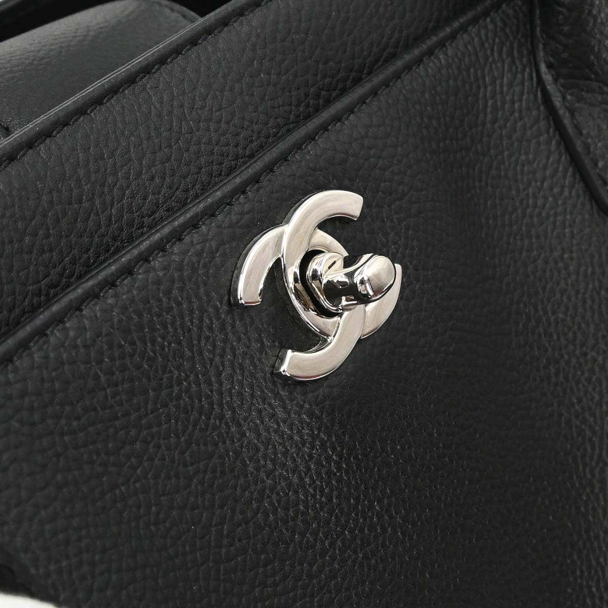 Chanel Black Calfskin Executive Cerf 2way Shoulder Tote Bag