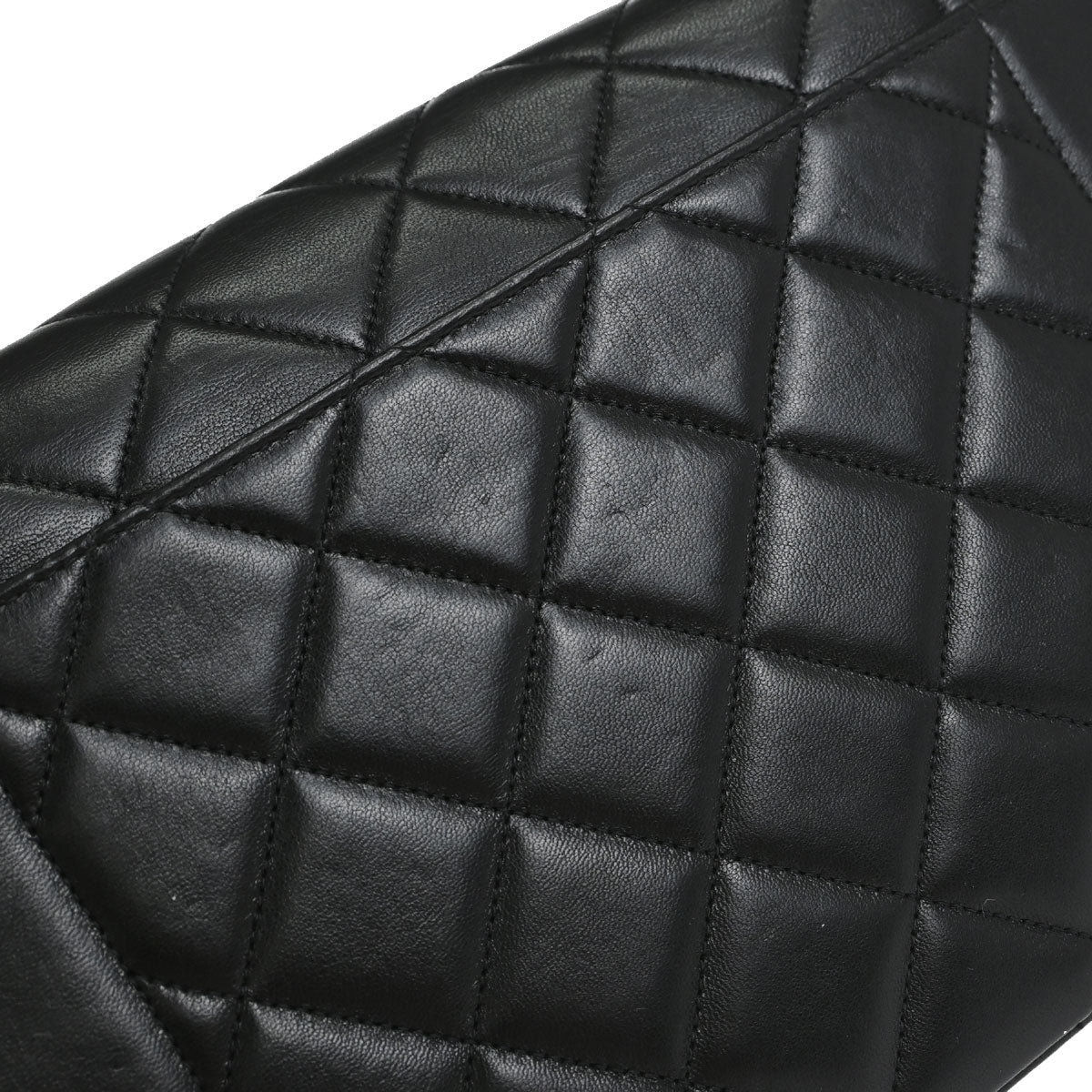 Chanel 1996-1997 Black Lambskin Medium Diana Shoulder Bag