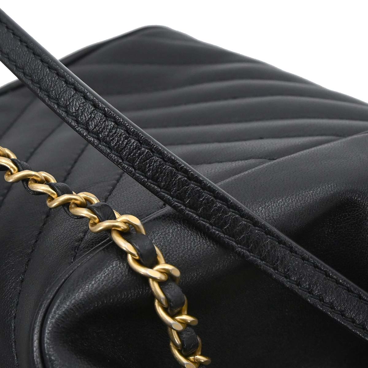 Chanel Black Lambskin Chevron Handle with Chic Bucket 2way Shoulder Handbag