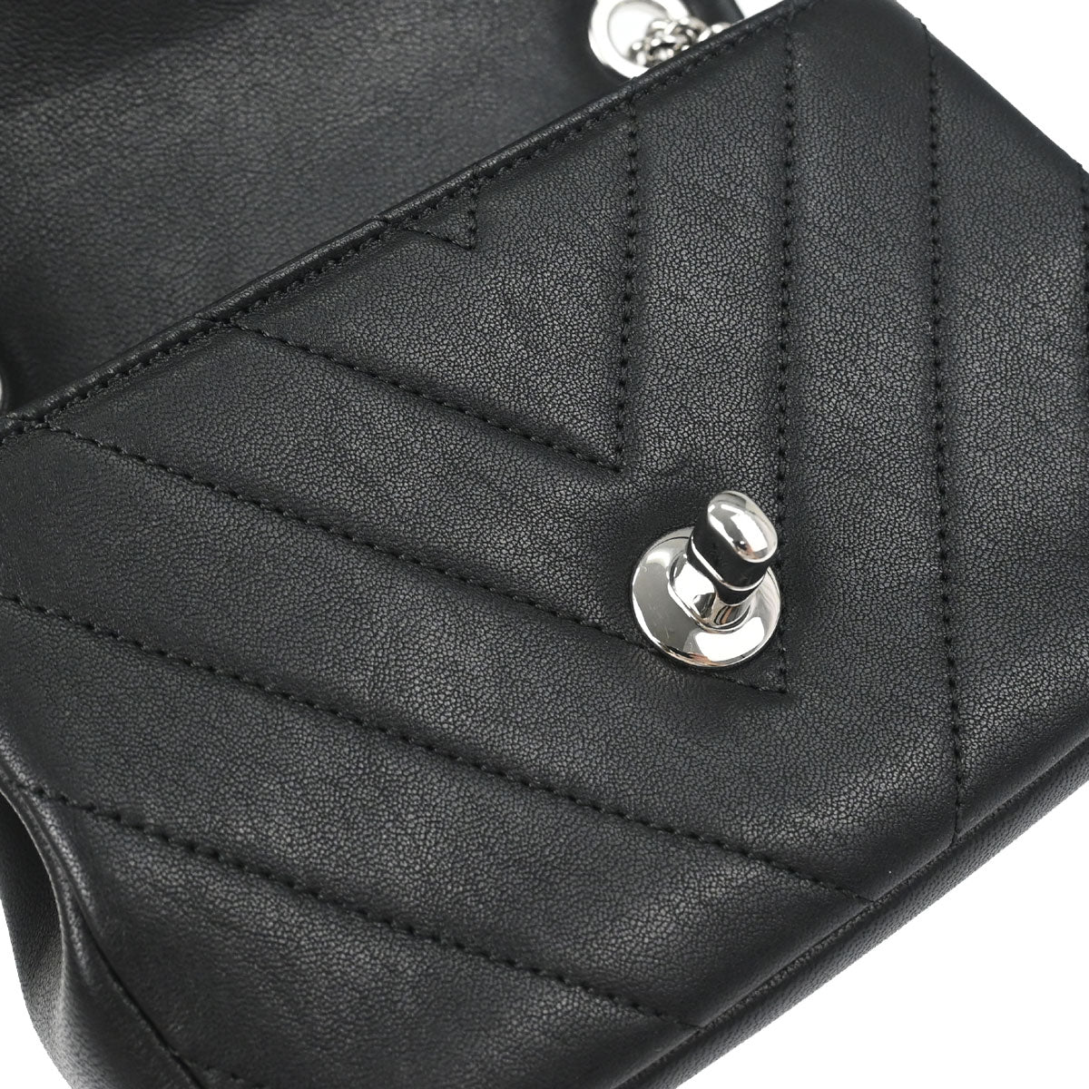 Chanel Black Calfskin Chevron Shoulder Bag