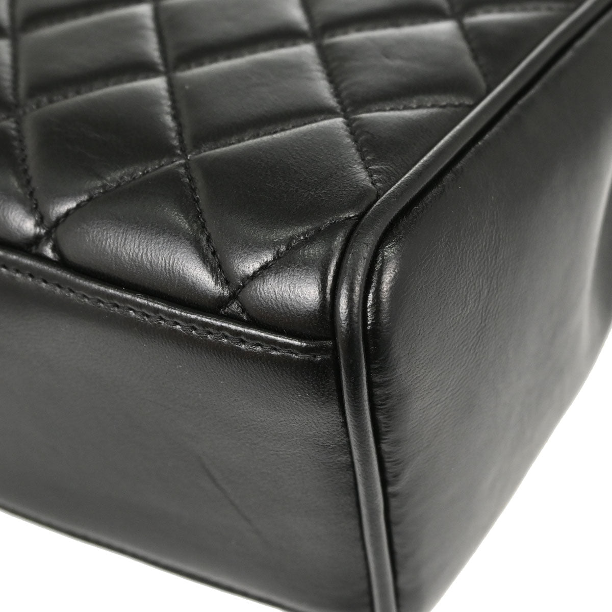 Chanel Black Lambskin Straight Flap Handbag