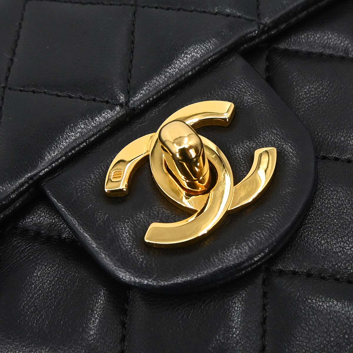 Chanel 1989-1991 Black Lambskin Mini Classic Square Flap Shoulder Bag 17