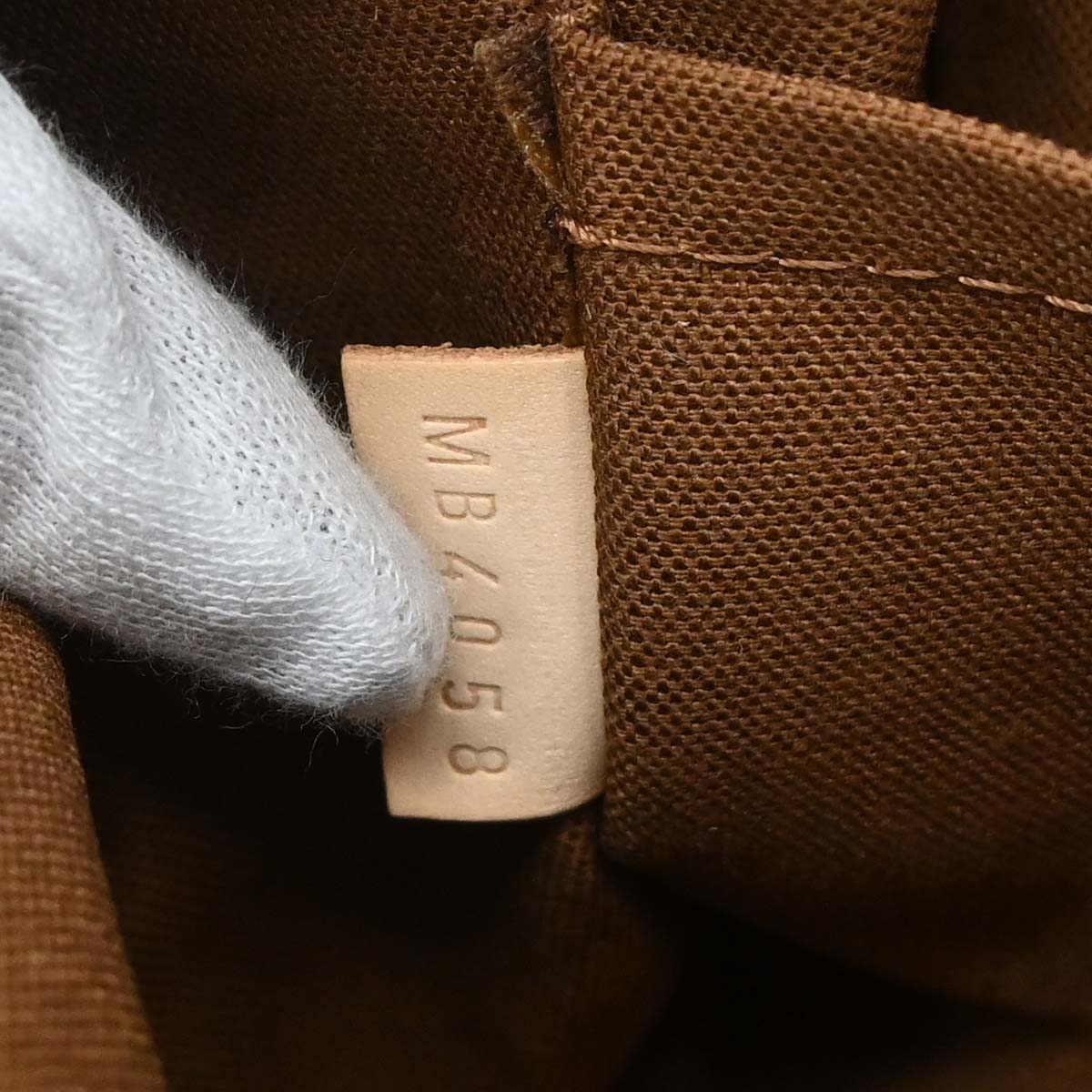 Louis Vuitton Monogram Tulum GM Shoulder Bag M40075