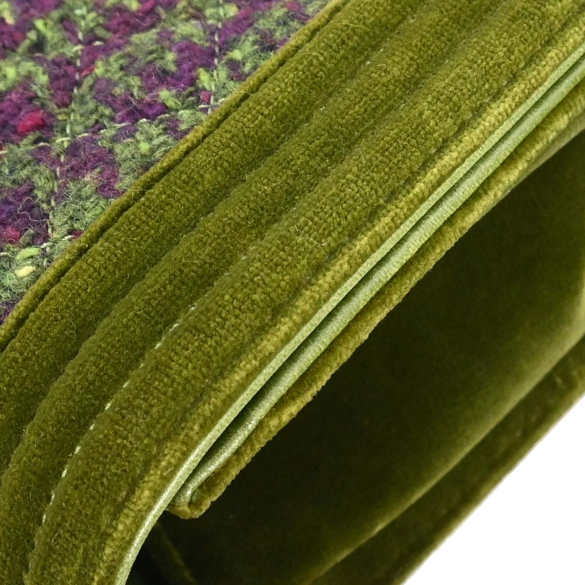 Boy Chanel Green Velvet Tweed Medium Shoulder Bag
