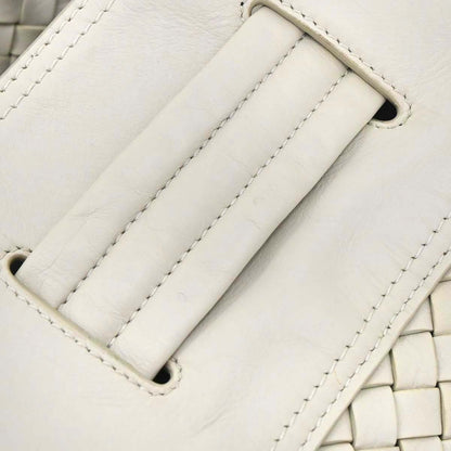 Bottega Veneta Ivory Lambskin Intrecciato Duffle Handbag