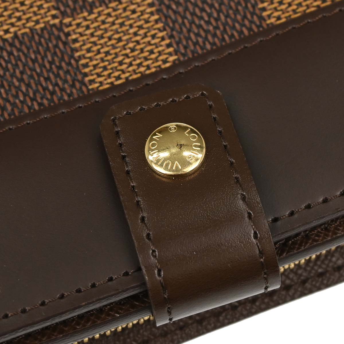 Louis Vuitton Damier Compact Zip Wallet N61668