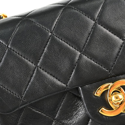 Chanel 1989-1991 Black Lambskin Mini Classic Square Flap Shoulder Bag 17