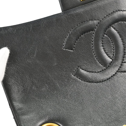 Chanel 1989-1991 Black Lambskin Mini Classic Square Flap Shoulder Bag 17