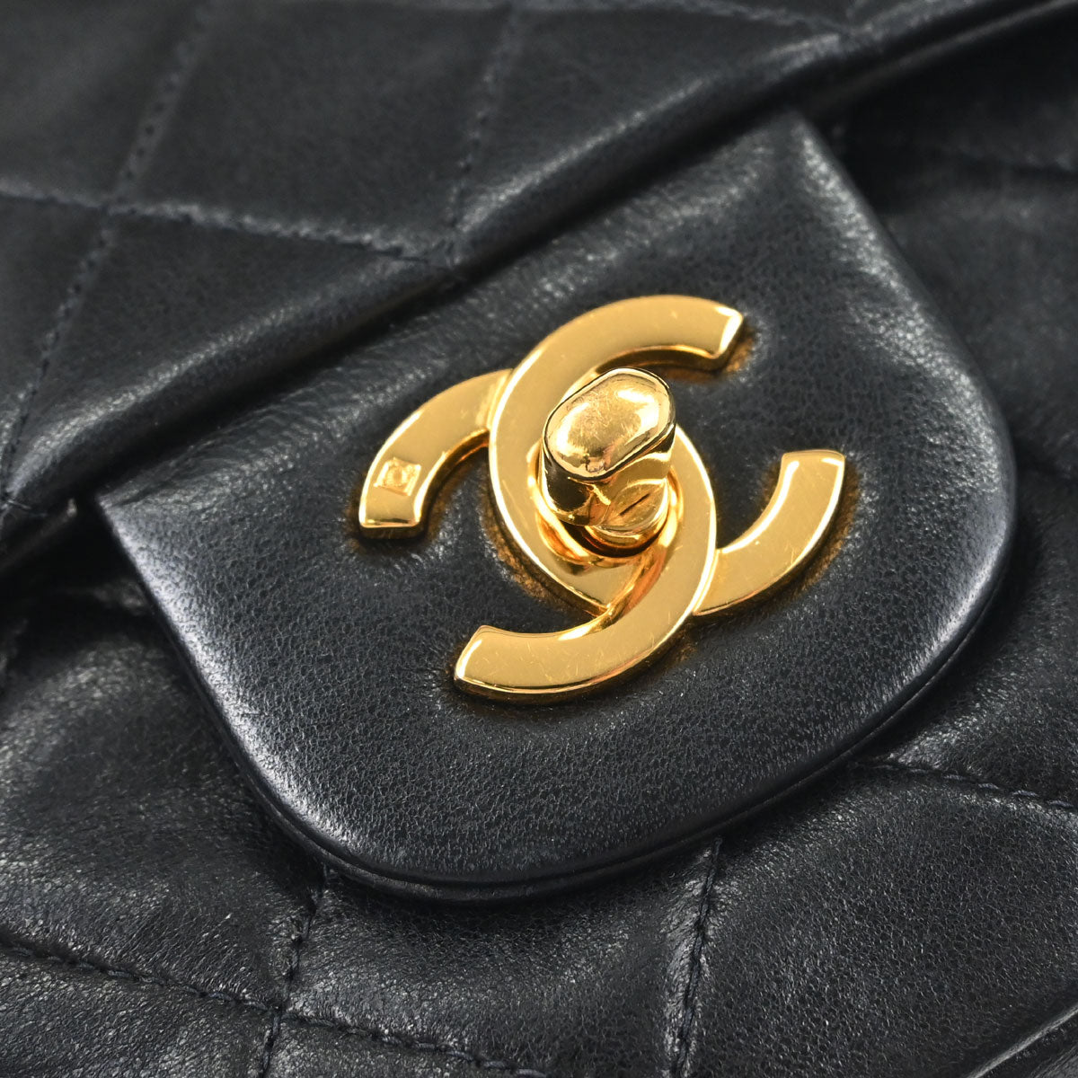 Chanel Black Lambskin Medium Classic Double Flap Shoulder Bag