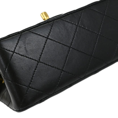 Chanel 1991-1994 Black Lambskin Mini Classic Square Flap Shoulder Bag 17