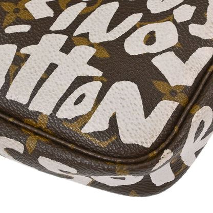 Louis Vuitton White Graffiti Pochette Accessoires Handbag M92192