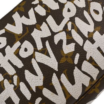 Louis Vuitton White Graffiti Pochette Accessoires Handbag M92192