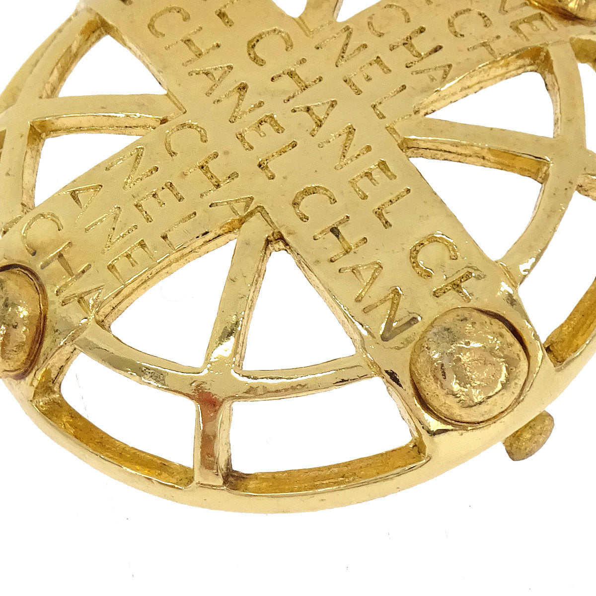 Chanel Medallion Brooch Pin Gold