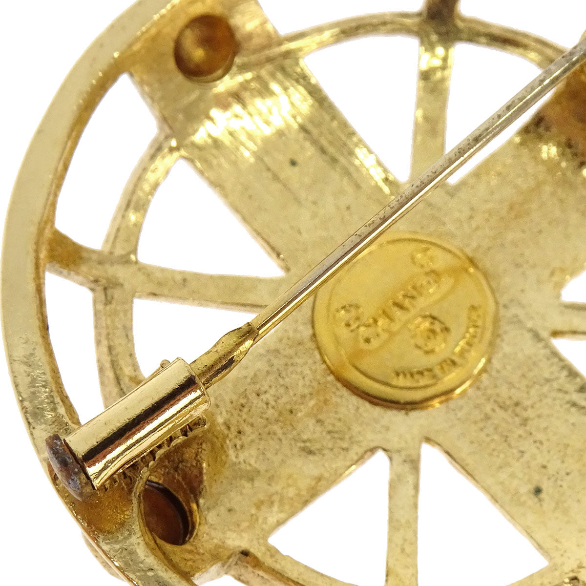 Chanel Medallion Brooch Pin Gold