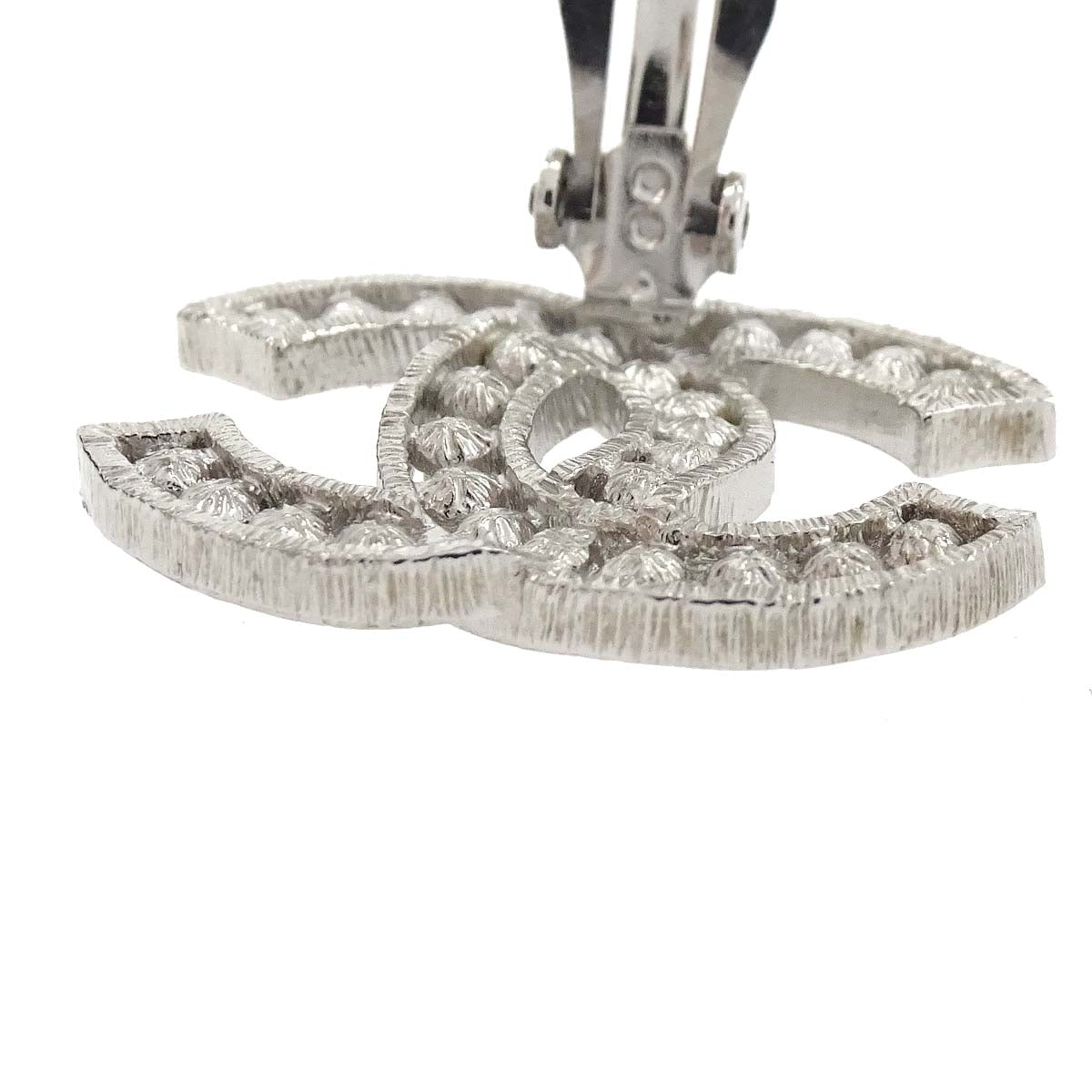 Chanel CC Silver Rhinestone Costume Pearl Clip-On Earrings B18A