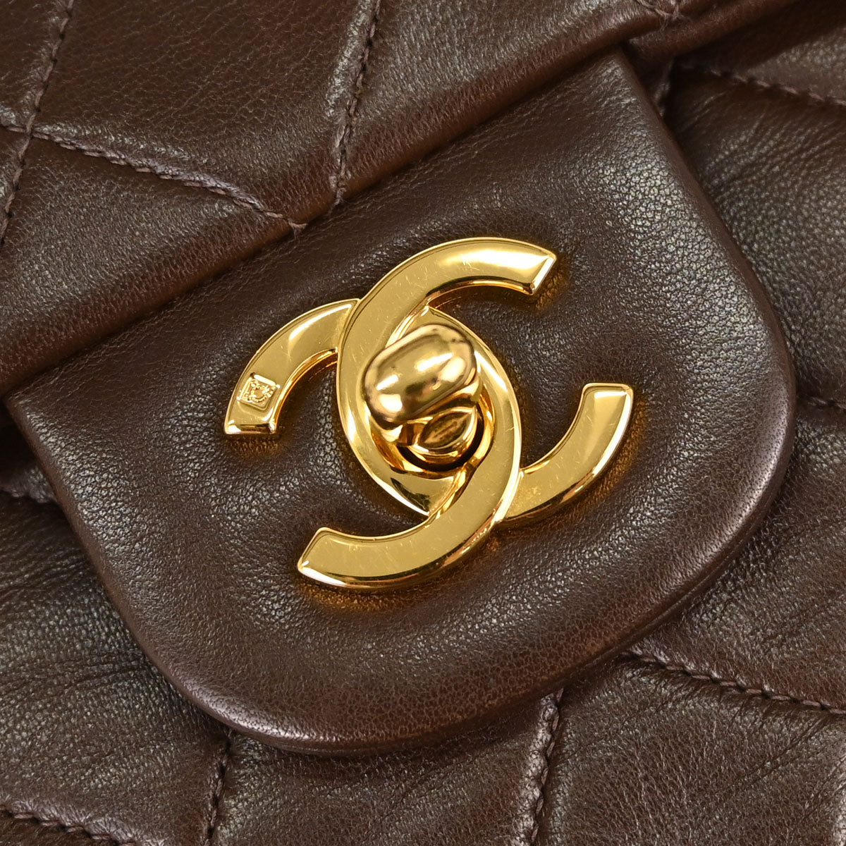 Chanel 1997-1999 Brown Lambskin Medium Classic Double Flap Shoulder Bag