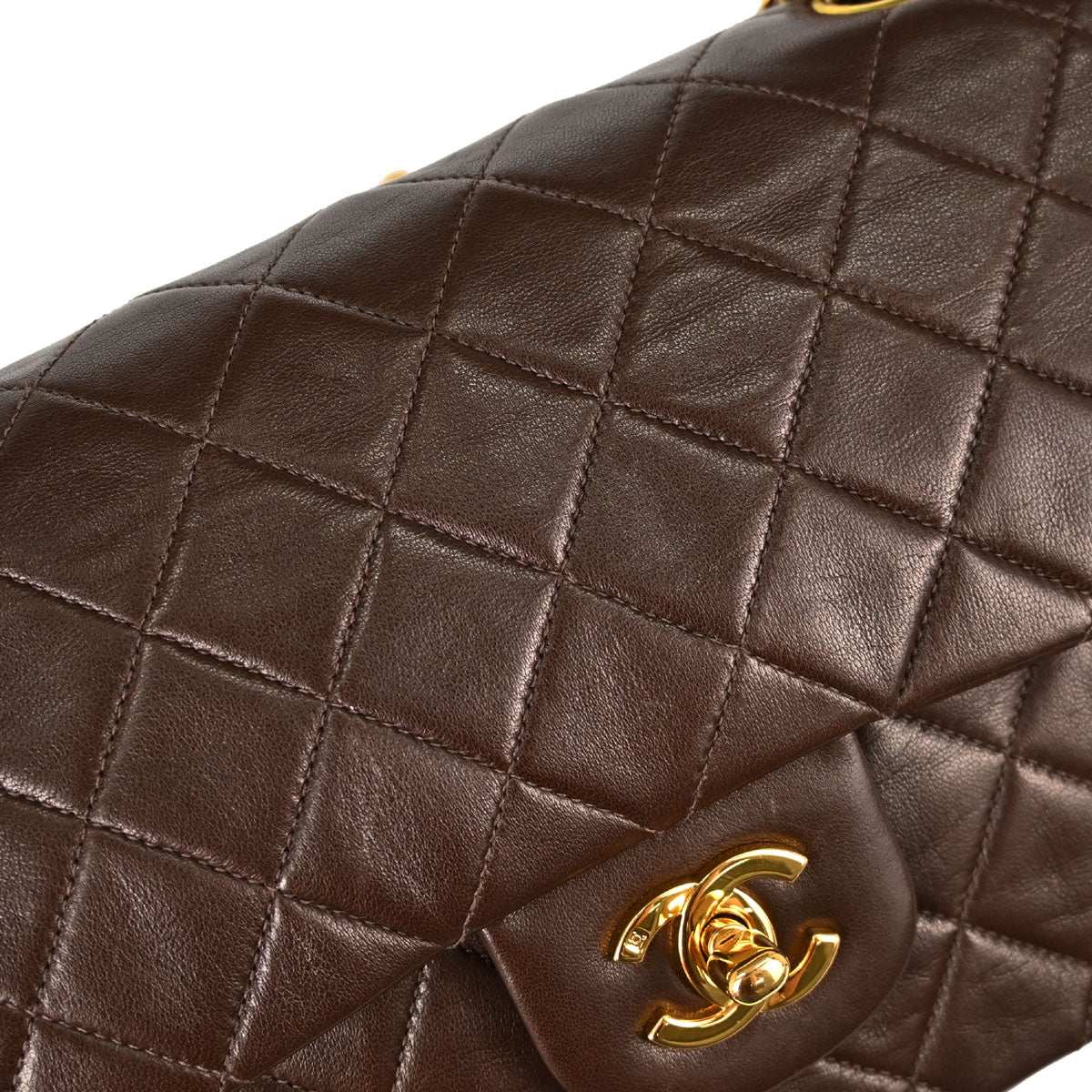 Chanel 1997-1999 Brown Lambskin Medium Classic Double Flap Shoulder Bag