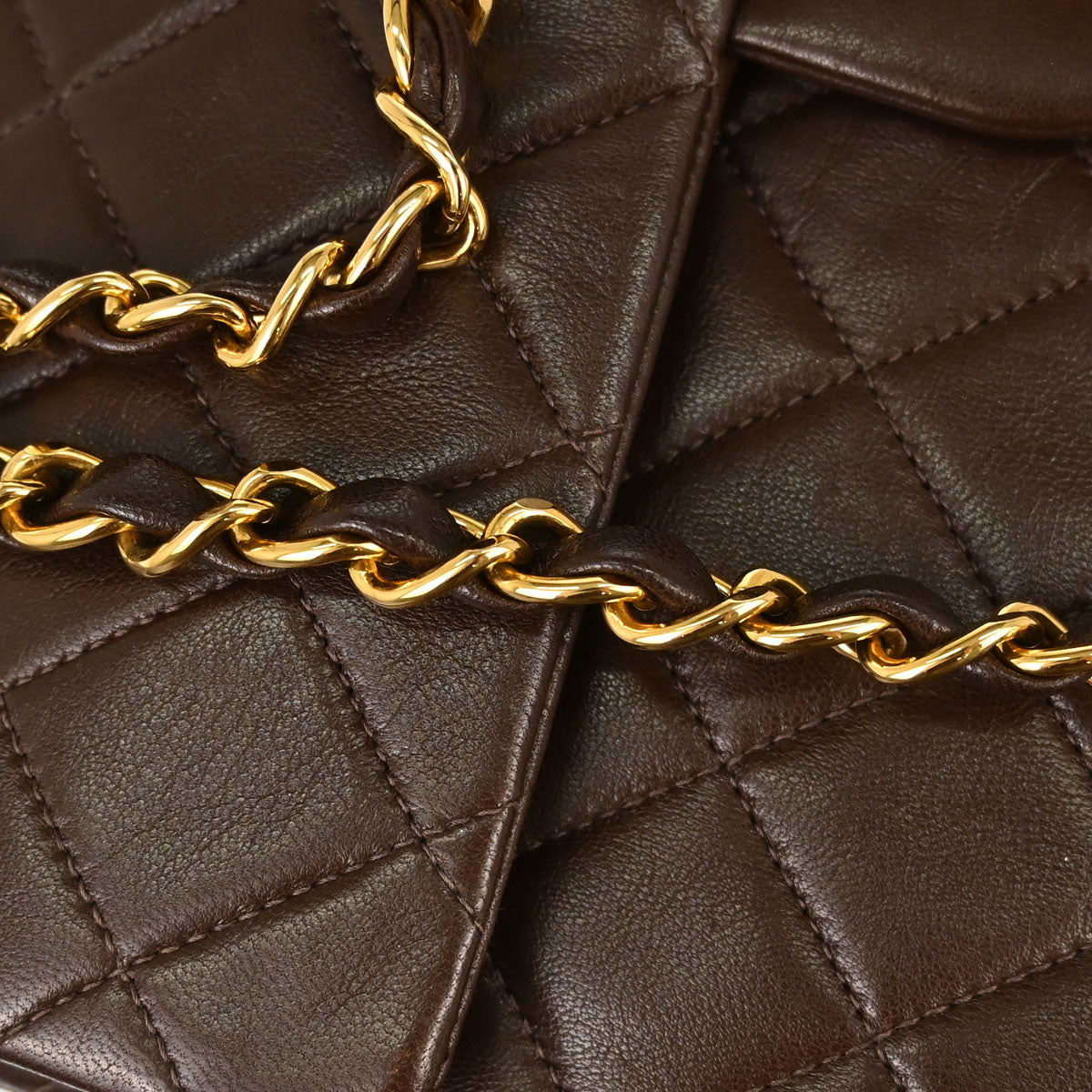 Chanel 1997-1999 Brown Lambskin Medium Classic Double Flap Shoulder Bag