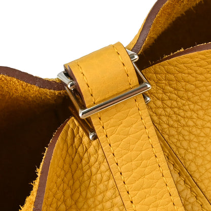 Hermes 2018 Jaune Amber Taurillon Clemence Picotin Lock 18 PM Handbag