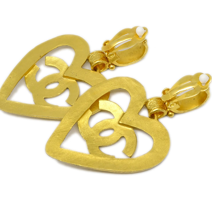 Chanel Dangle Heart Earrings Gold Clip-On 95P