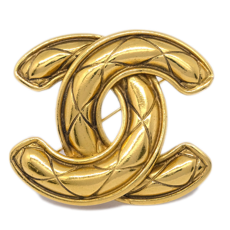 Chanel Quilted CC Brooch Pin Gold 1152