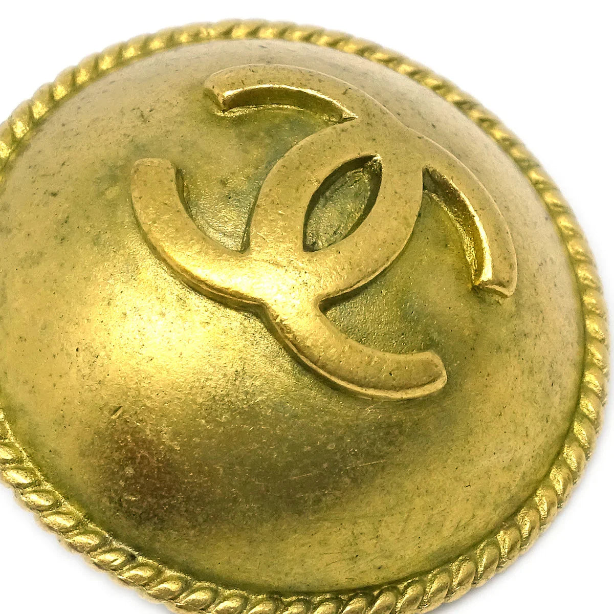 Chanel Gold Button Earrings Clip-On 95P