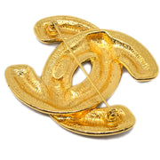 Chanel Quilted CC Brooch Pin Gold 1152