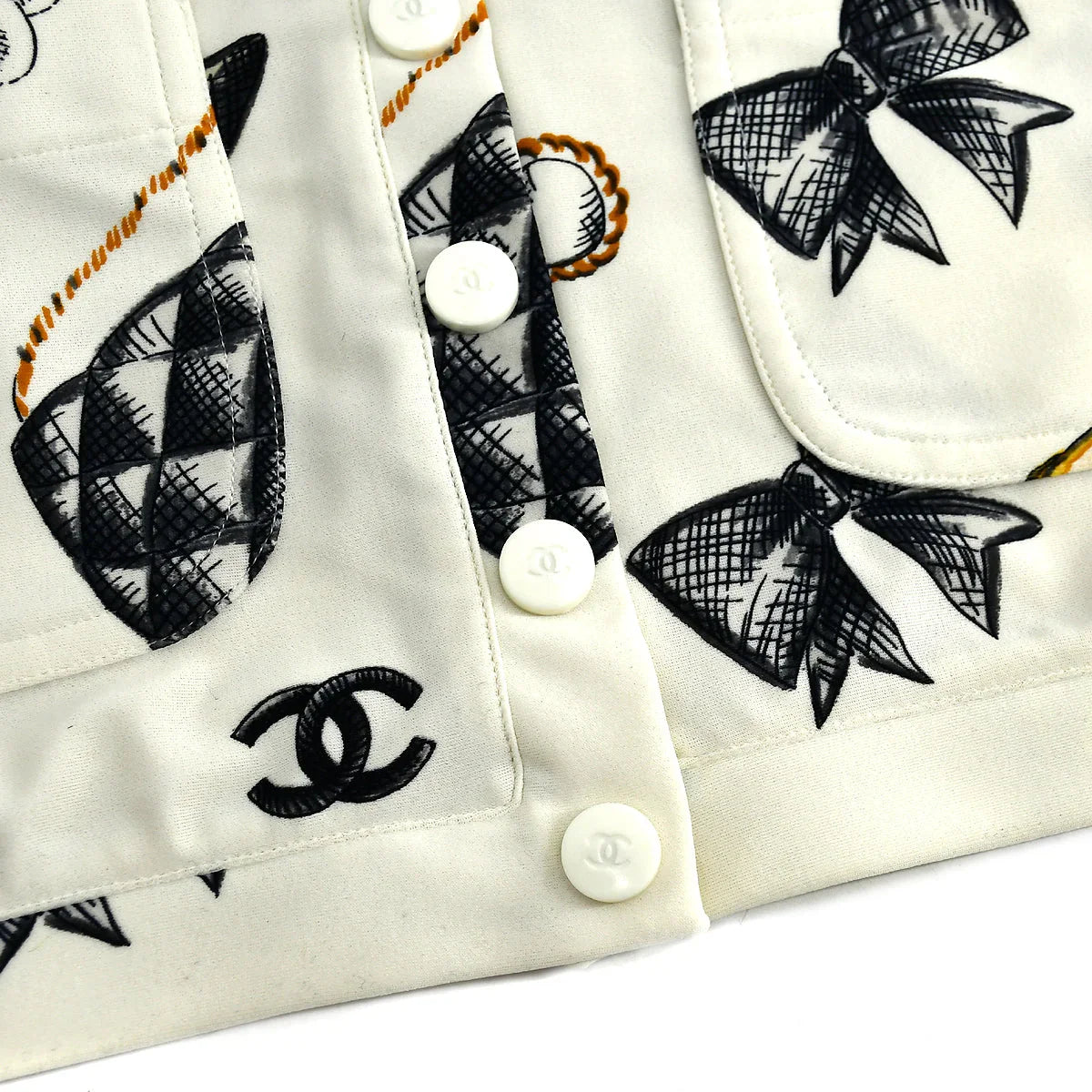 Chanel Icons Print Cropped T-shirt Ivory 96P #38