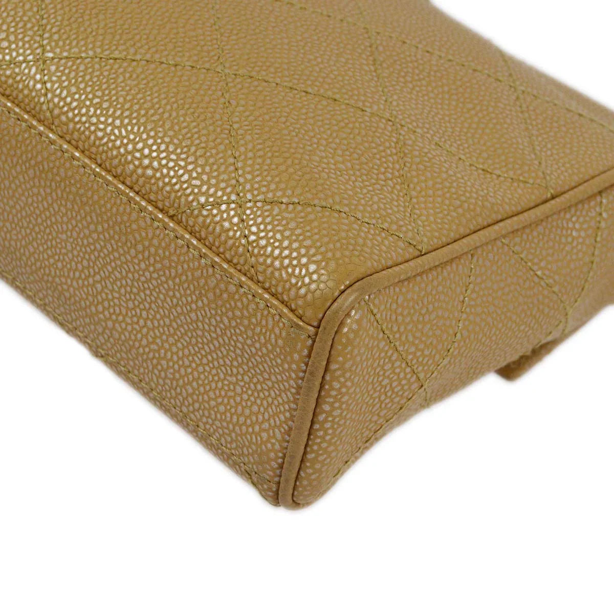 Chanel 2000-2001 Beige Caviar Chain Shoulder Bag 25