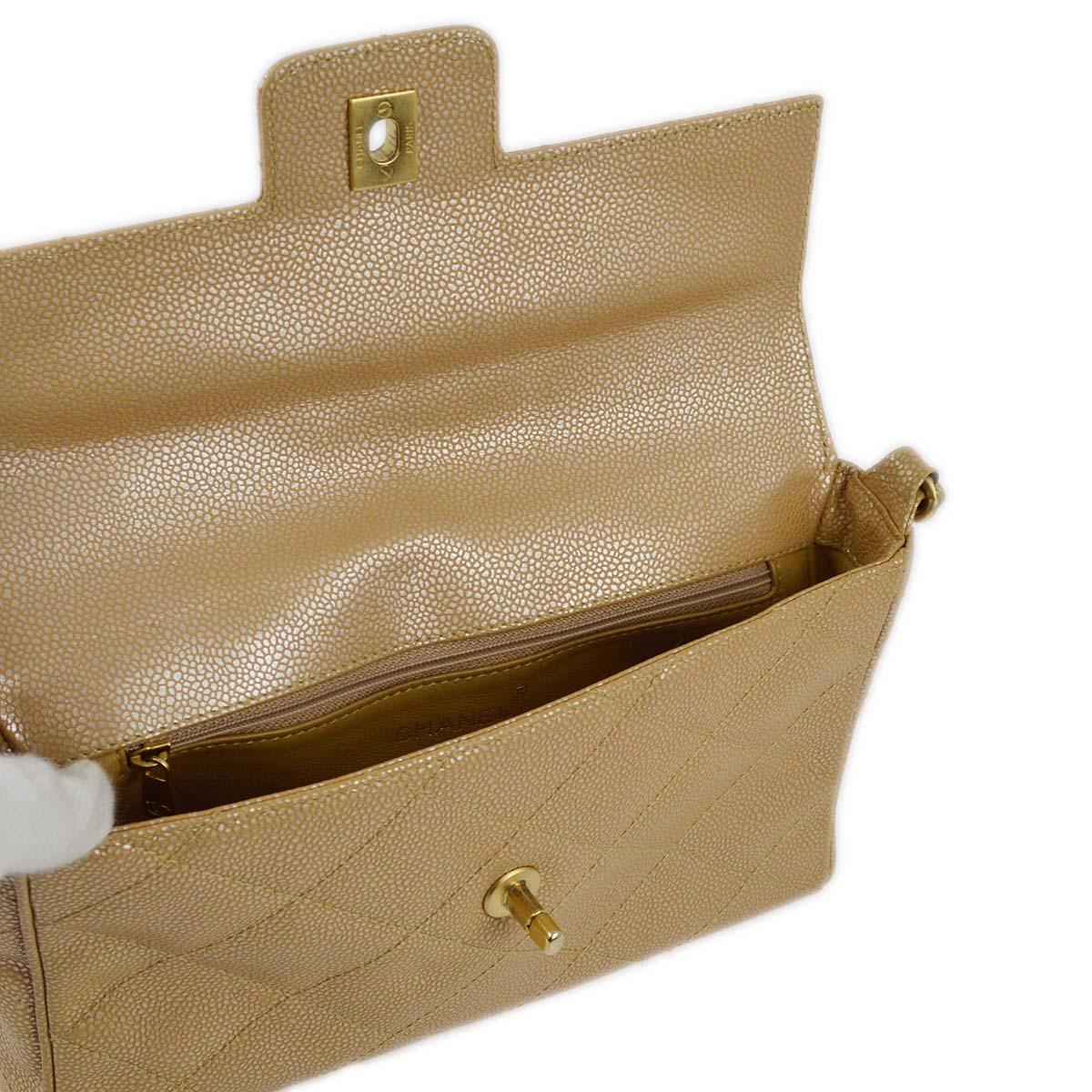Chanel 2000-2001 Beige Caviar Chain Shoulder Bag 25