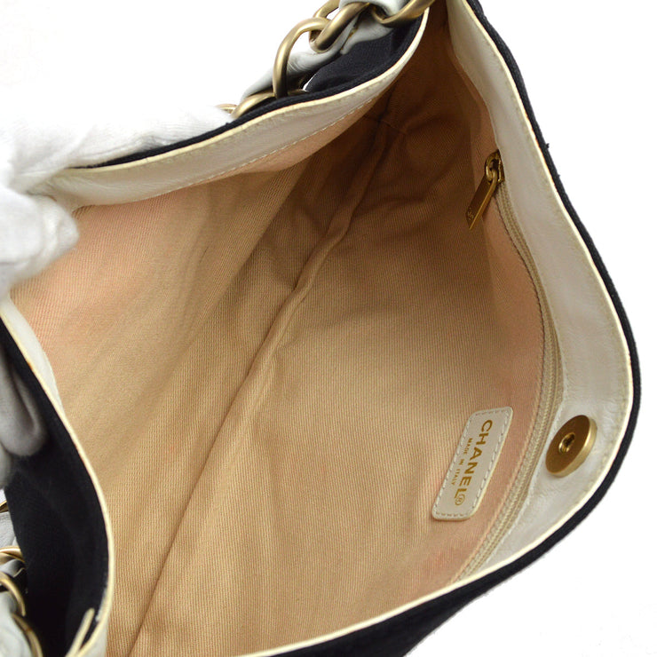 Chanel 2003-2004 Canvas Calfskin Chain Shoulder Bag