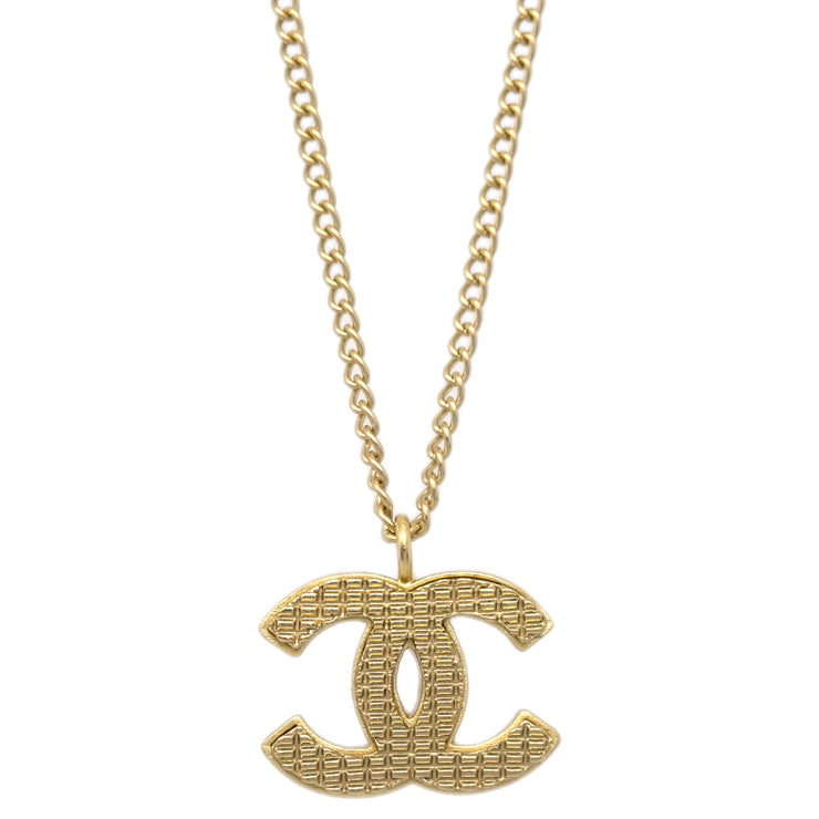 Chanel CC Chain Pendant Necklace Gold 03A