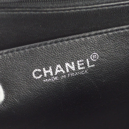 Chanel 2000-2001 Black Caviar Jumbo Classic Flap Shoulder Bag
