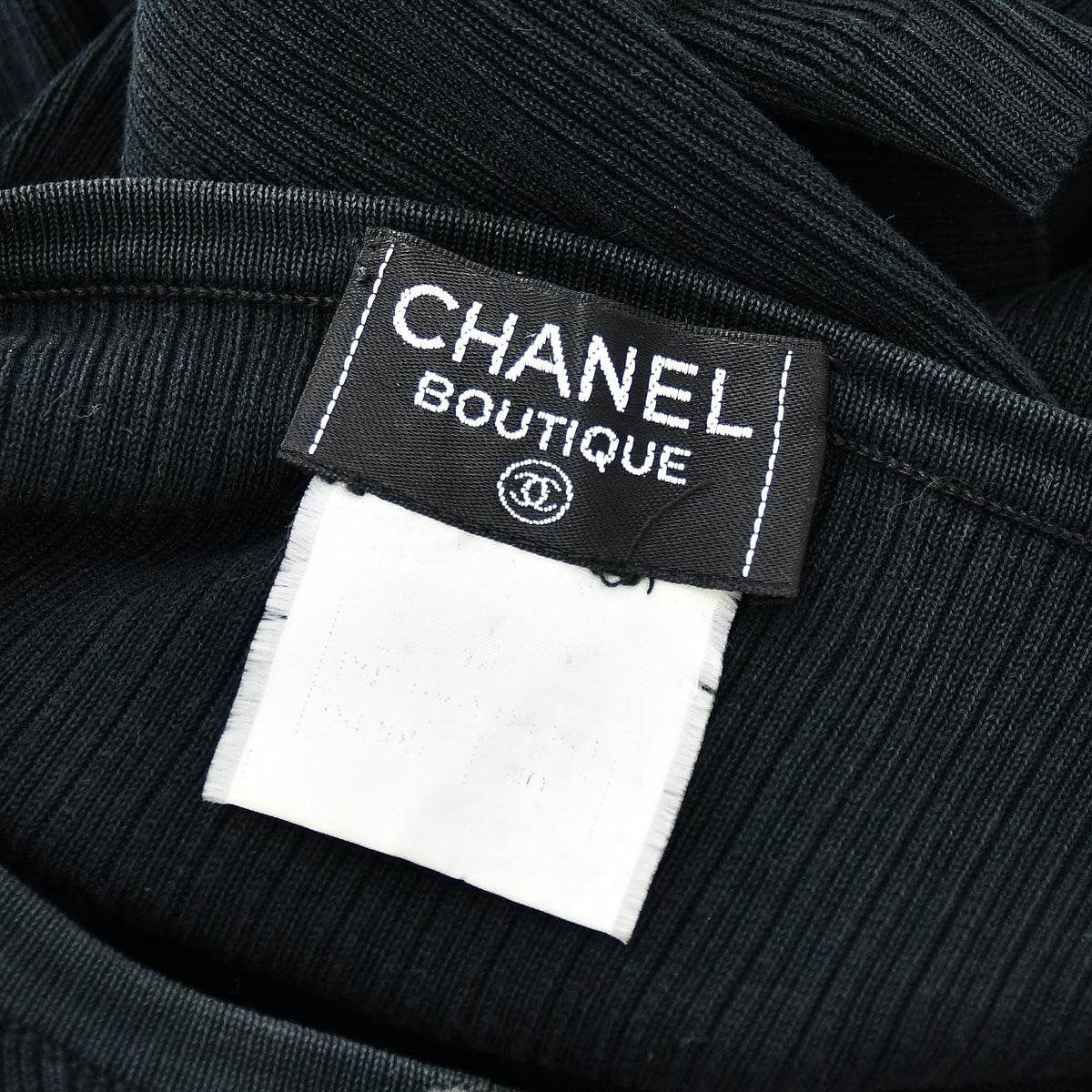 Chanel T-shirt Black #40 – AMORE Vintage Tokyo
