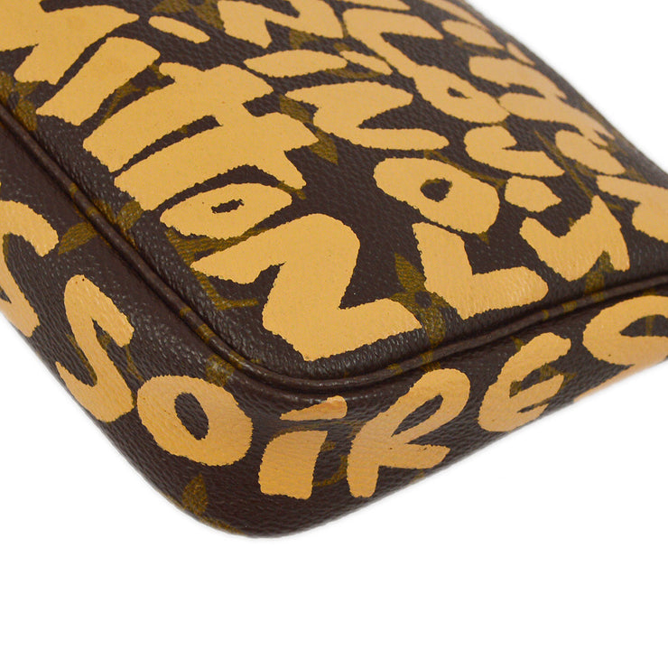 Louis Vuitton Graffiti Pochette Accessoires Handbag M92193