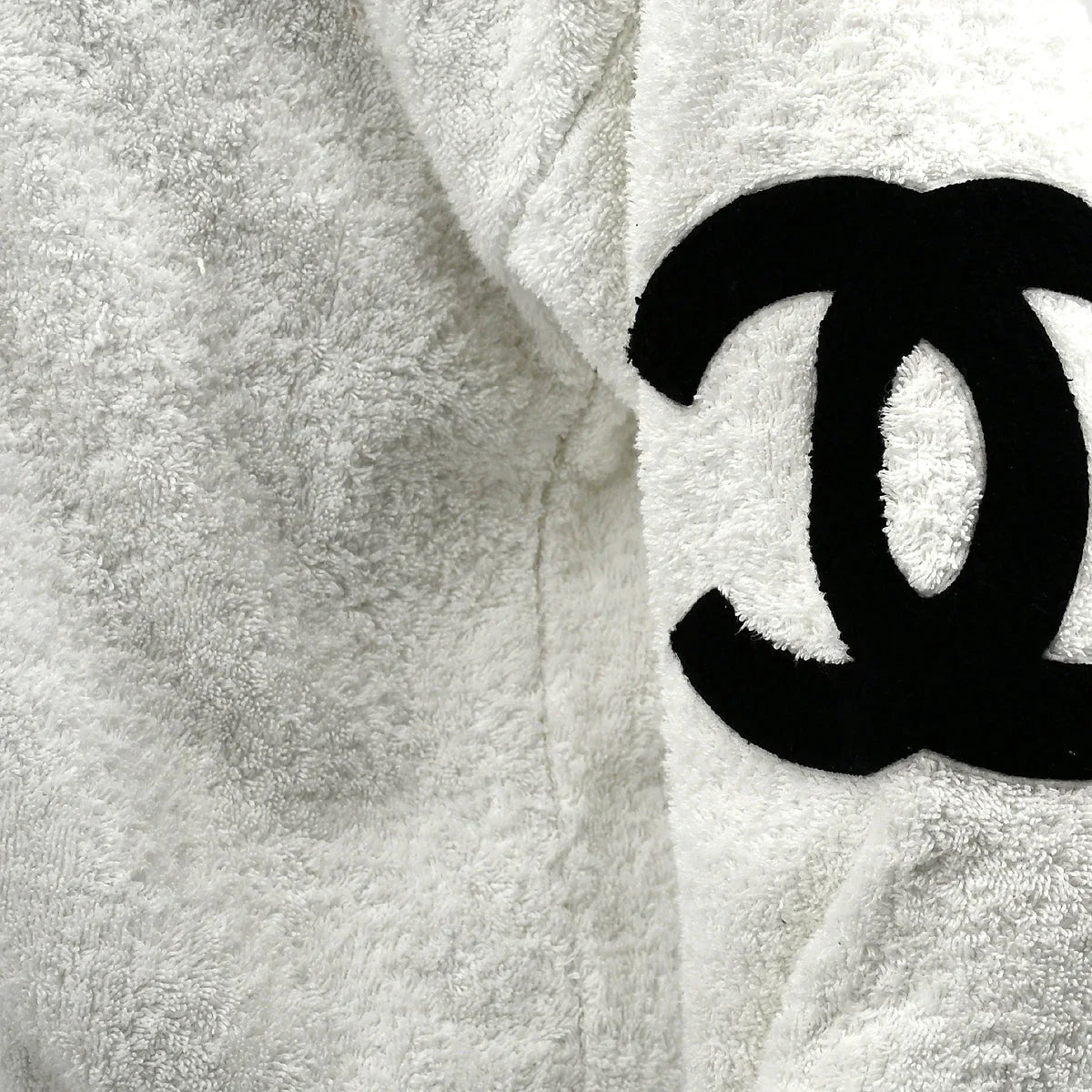 Chanel Sweatshirt White – AMORE Vintage Tokyo